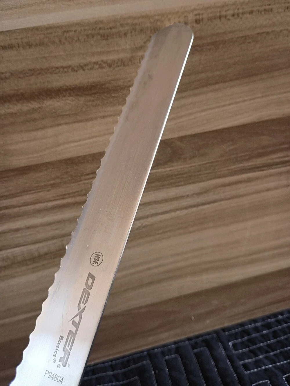 White Serrated Bread Knife with Comfortable Handle